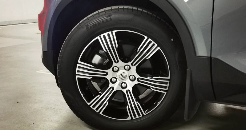 Volvo XC 40 cena 164900 przebieg: 46548, rok produkcji 2021 z Kraków małe 154